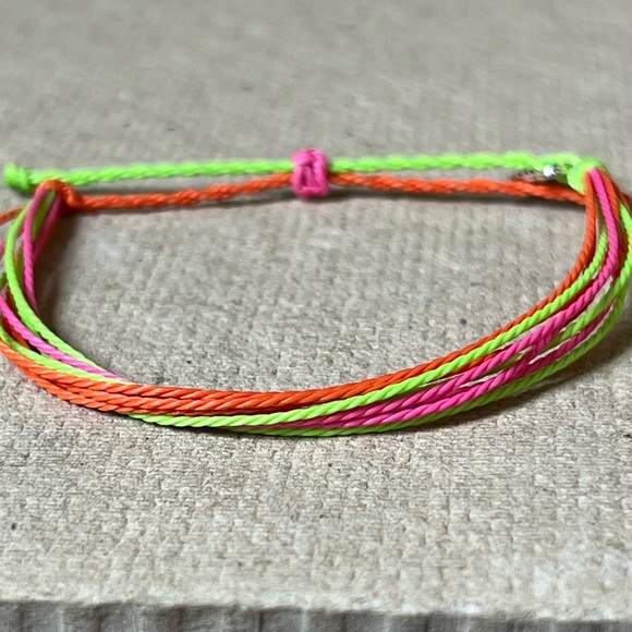 ‘Neon Shell’ Bracelet - Picture 2 of 7